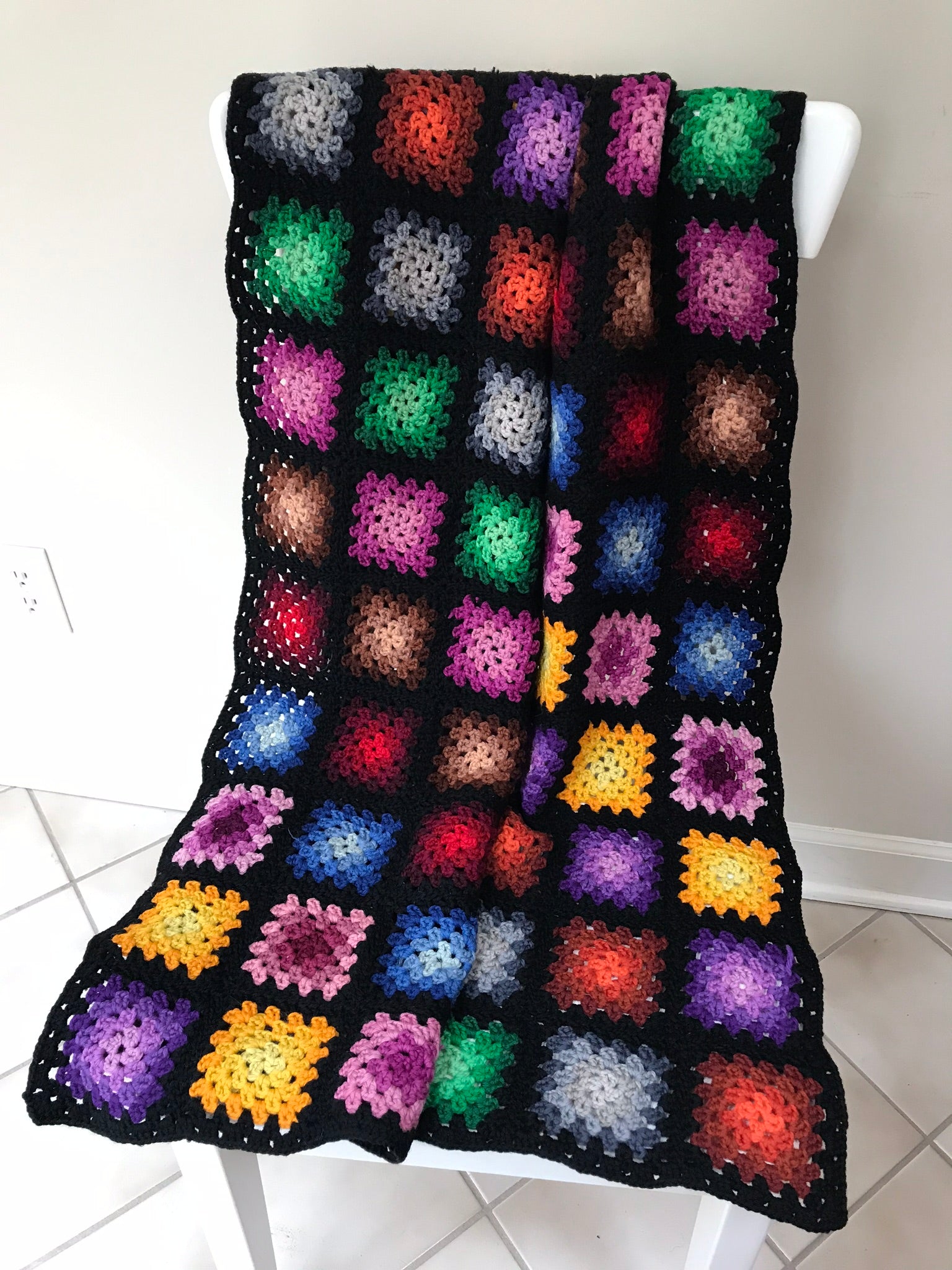 COPY - Vintage granny square Afghan vivid colors prestine 2024 45X45