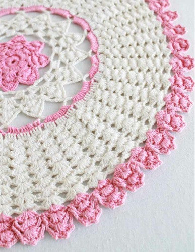 Flower Bouquet Doily Crochet Pattern– Maggie's Crochet