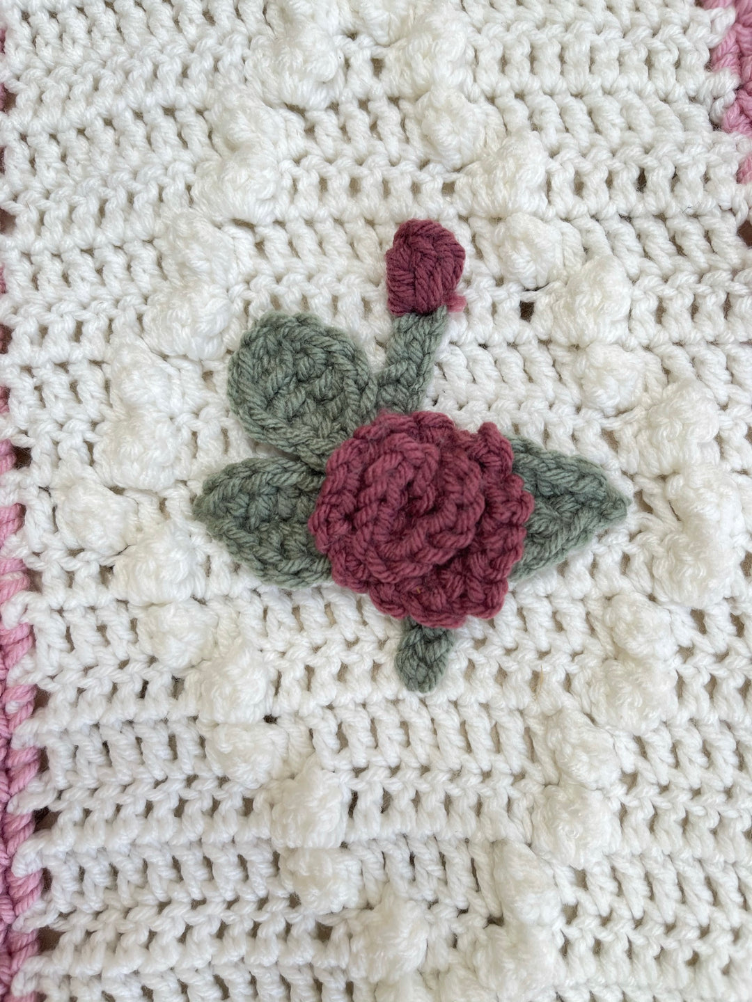 Vintage Diamond Rose Afghan Crochet Pattern