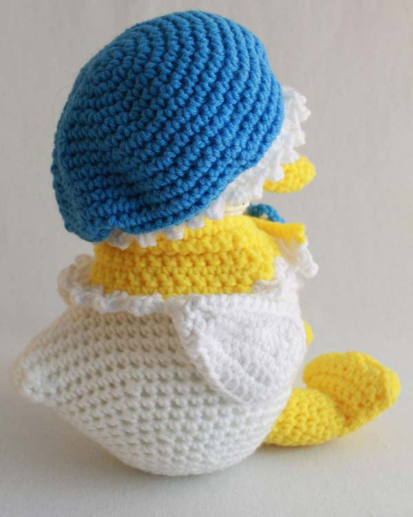 Super Easy Daphne Duck and Ducklings Crochet Pattern - Maggie's Crochet