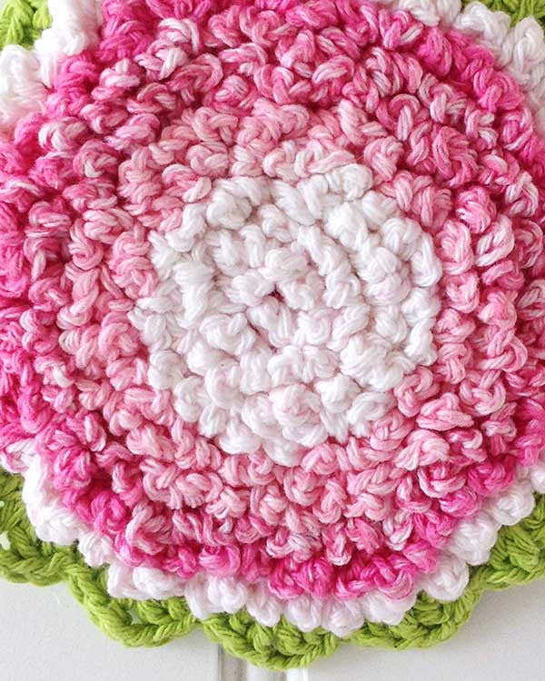 Carnation Kitchen Set Crochet Pattern - Maggie's Crochet