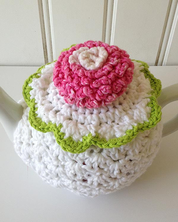 Carnation Kitchen Set Crochet Pattern - Maggie's Crochet