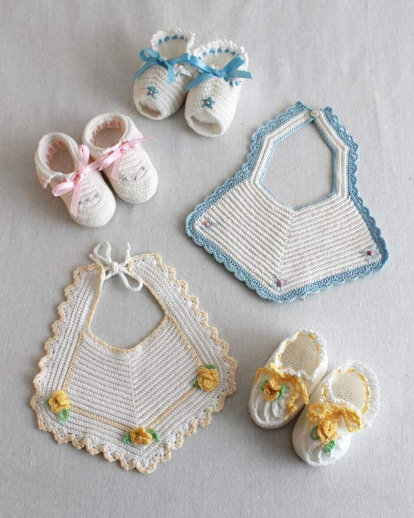 Vintage  Bibs & Booties Crochet Pattern - Maggie's Crochet