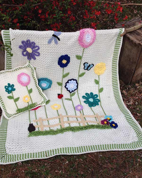 Field of Flowers Afghan & Pillow Set - Maggie's Crochet