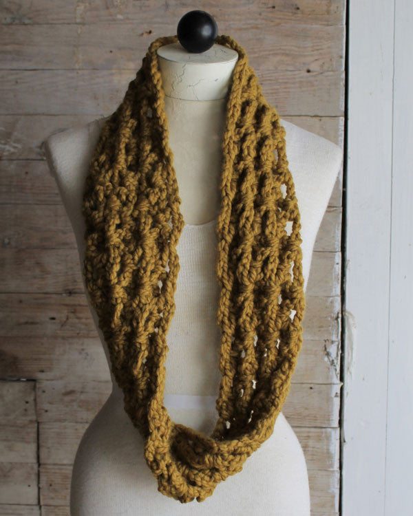 Thick & Quick Infinity Scarves & Cowls Crochet Pattern - Maggie's Crochet