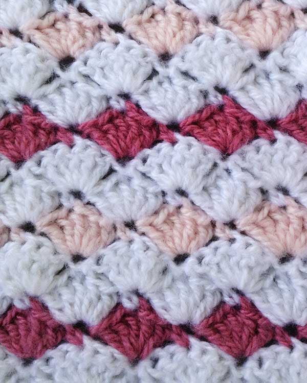 Ruffled Shell Afghan & Pillow Set Crochet Pattern - Maggie's Crochet