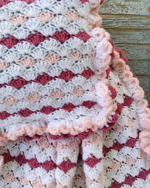 Ruffled Shell Afghan & Pillow Set Crochet Pattern - Maggie's Crochet