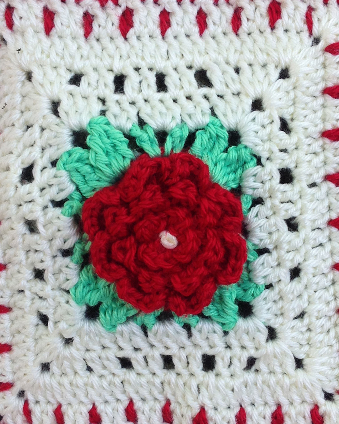 Christmas Rose Afghan & Pillow Set Crochet Pattern