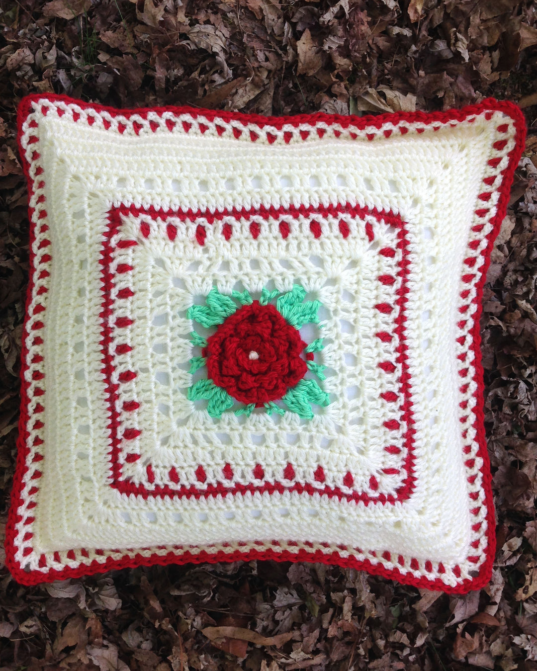 Christmas Rose Afghan & Pillow Set Crochet Pattern