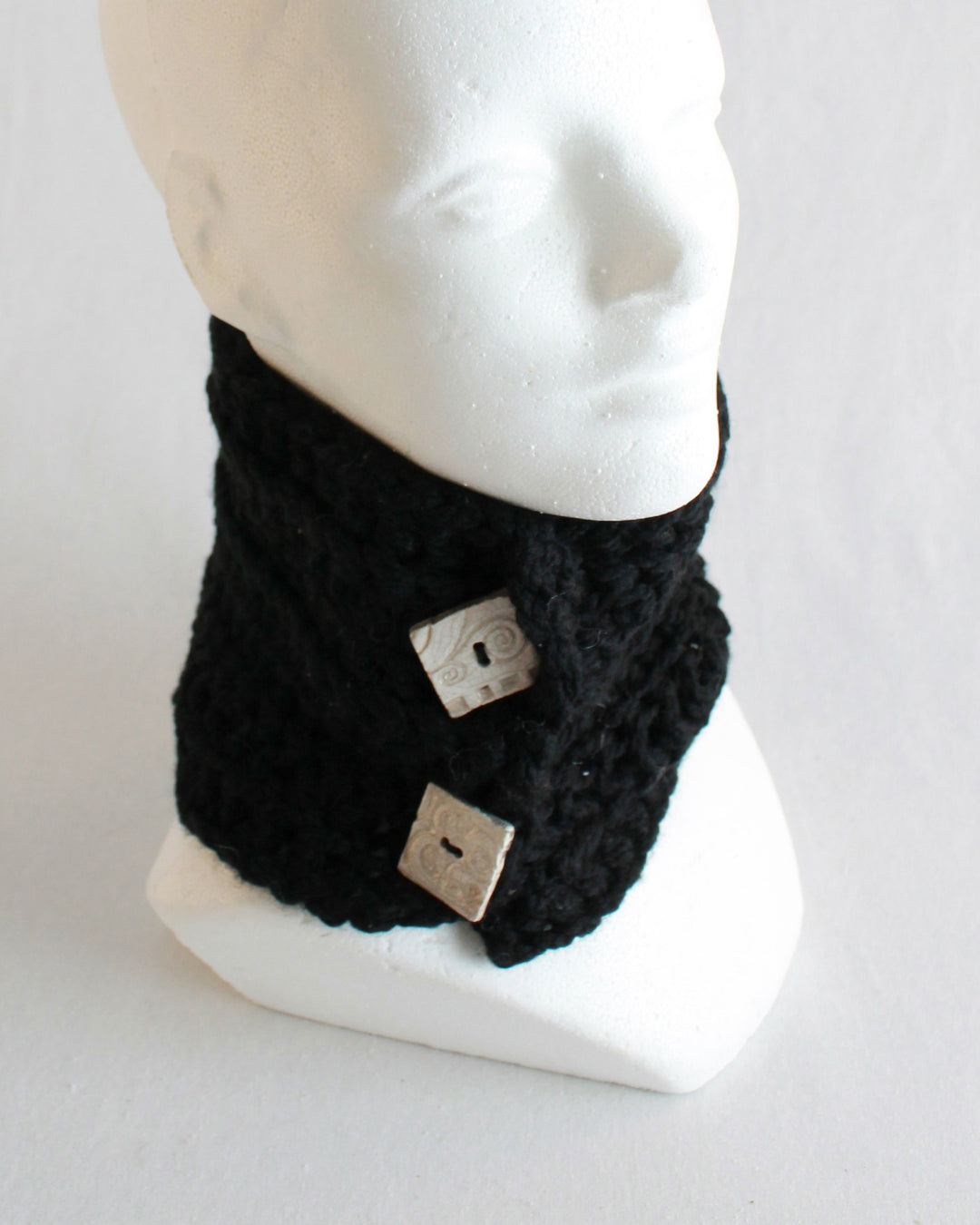 30-Minute Neck Warmers Crochet Pattern: Easy Beginner - Maggie's Crochet