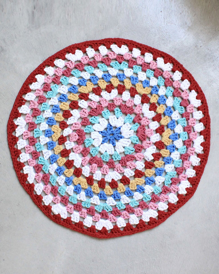 Easy Granny Rug Round Crochet Pattern for Beginners - Maggie's Crochet