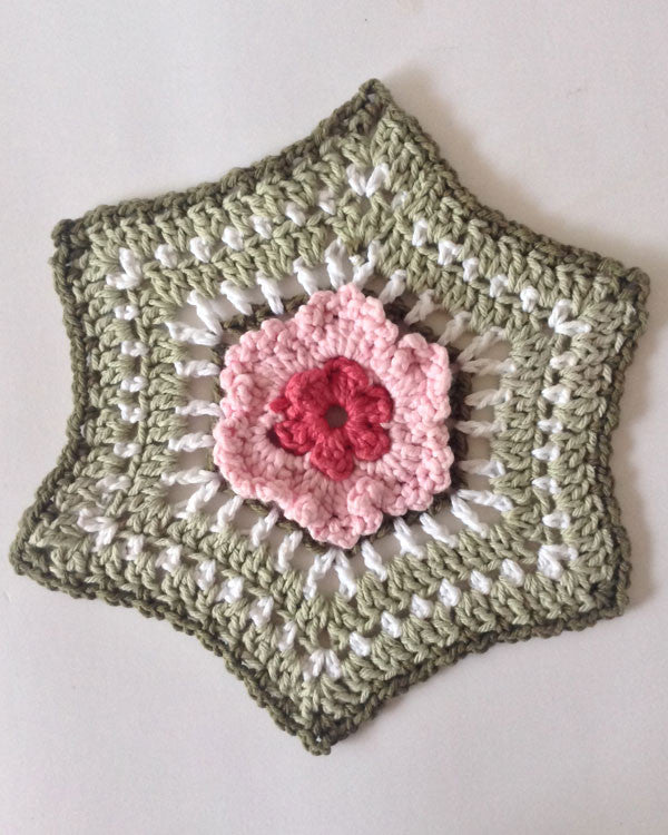 Floral Dishcloth Set Crochet Pattern - Maggie's Crochet