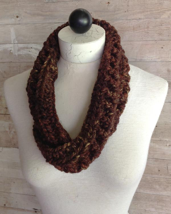 30-Minute Infinity Scarves Set 2 Crochet Pattern - Maggie's Crochet