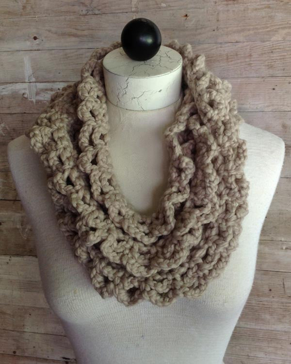 30-Minute Infinity Scarves Set 2 Crochet Pattern - Maggie's Crochet